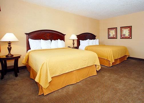 Quality & Airport Motel 3*