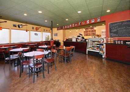 Quality & Airport 3* Portland